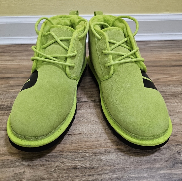 UGG Neumel Suede Chopd Chukka Boots  Key Lime & Black, US 10 - Picture 2 of 12